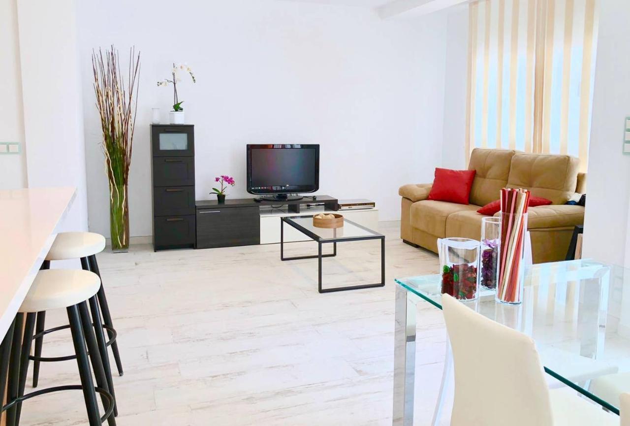 Moderno Apartamento, Calidad Premium, Reformado Integralmente Apartment Garrucha Exterior photo